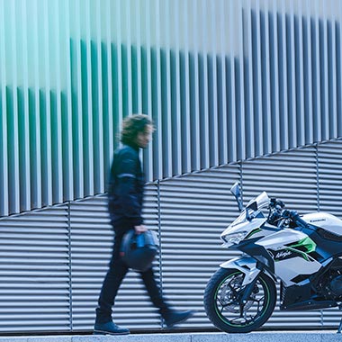 Ninja / Z e-1 | Photo Assets